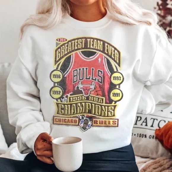 VINTAGE 1996 CHICAGO BULLS CHAMPS CREWNECK - Picture 1 of 6